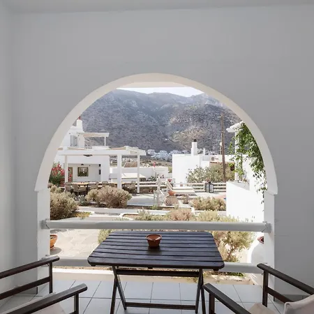 Mosha 2* Kamares (Sifnos)