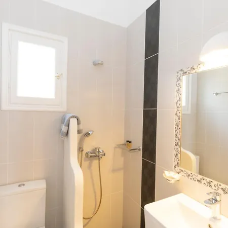 Mosha Hotel 2*