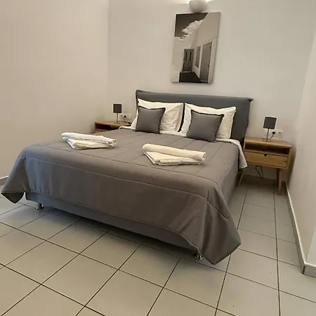 Mosha Hotel 2*