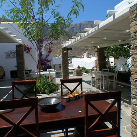 Hotel Mosha 2*